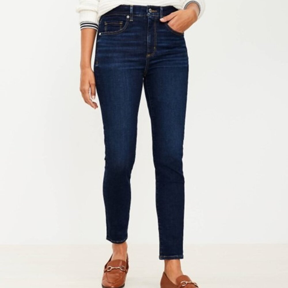 LOFT High Rise Skinny Jeans Dark Indigo 26P/2P